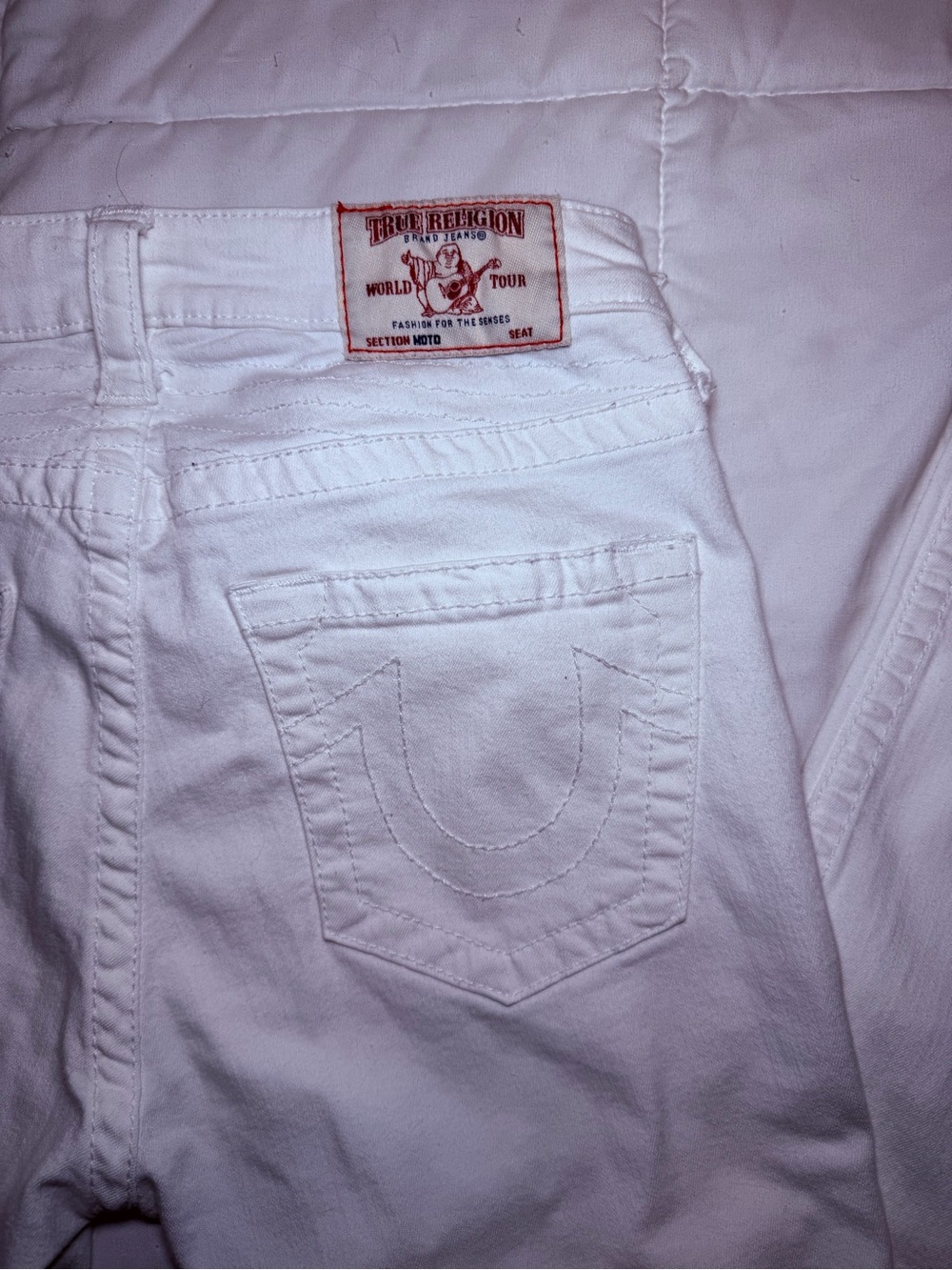 True Religion Women’s White Skinny Jeans with Signature Pocket Stitch